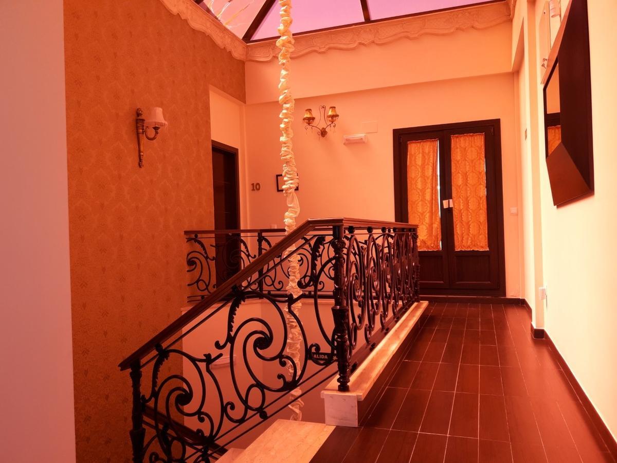 Nieves Hotel